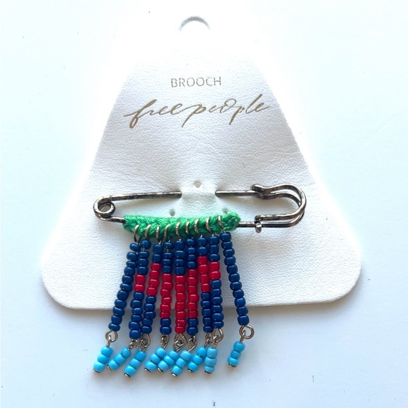 Free People Blue and Red Beaded Brooch with heart design - Picture 2 of 3
